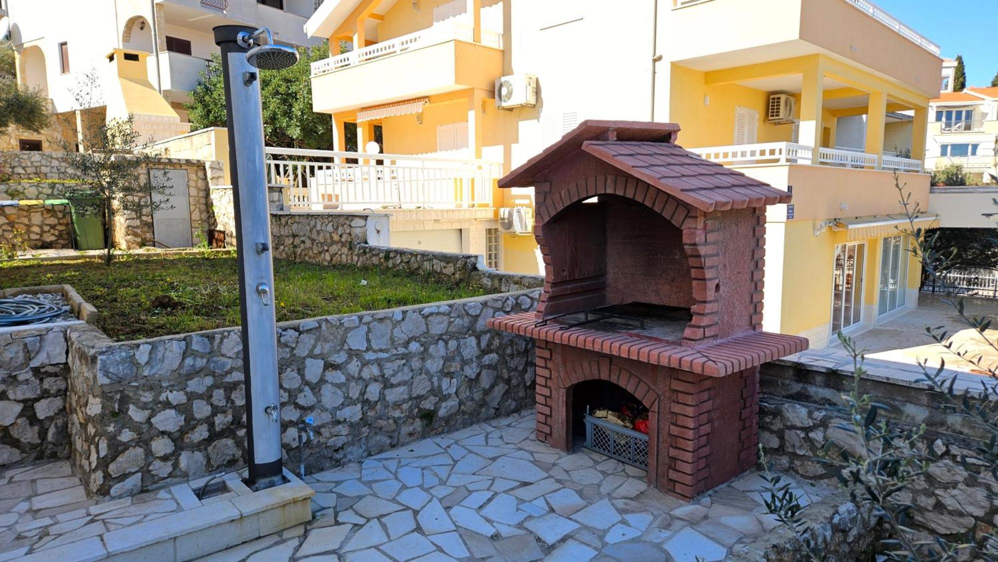 Apartment Zvjezdana Трогир Екстериор снимка