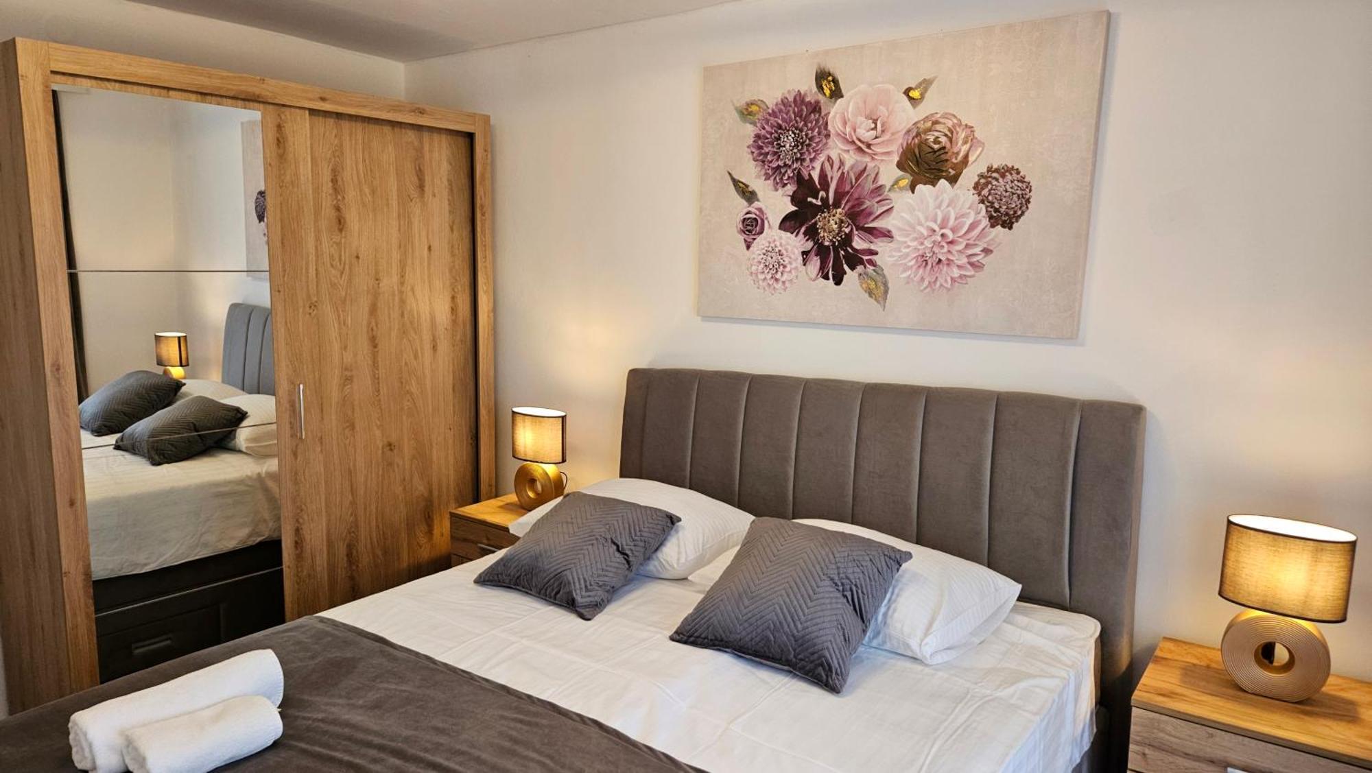 Apartment Zvjezdana Трогир Екстериор снимка